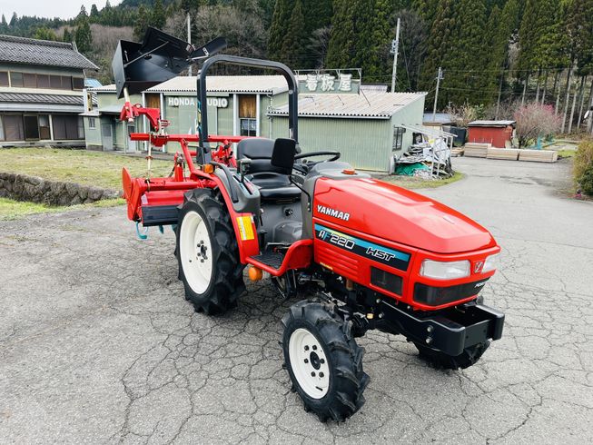 トラクター AF220 HST 写真２