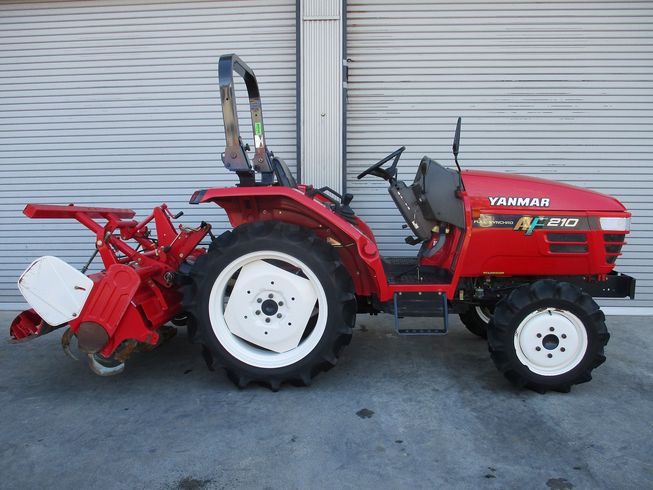 トラクター AF210 写真４