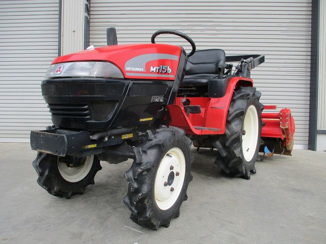 トラクター MT156 写真２