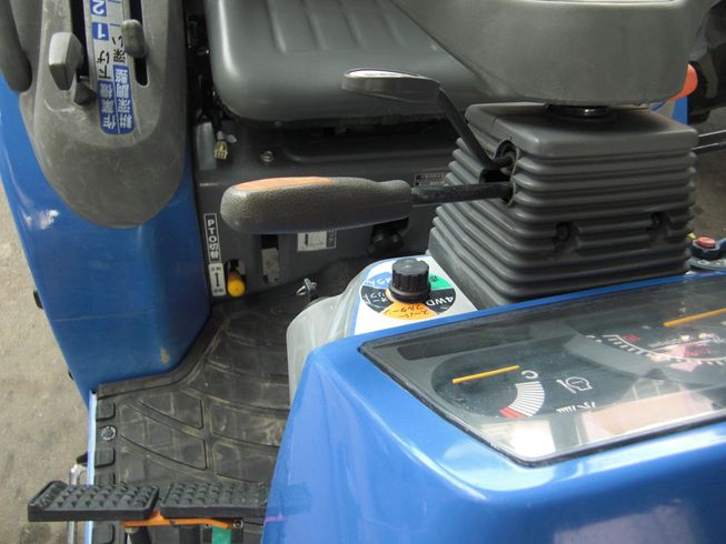 トラクター TM18-KXZA3V　フル装備 写真10