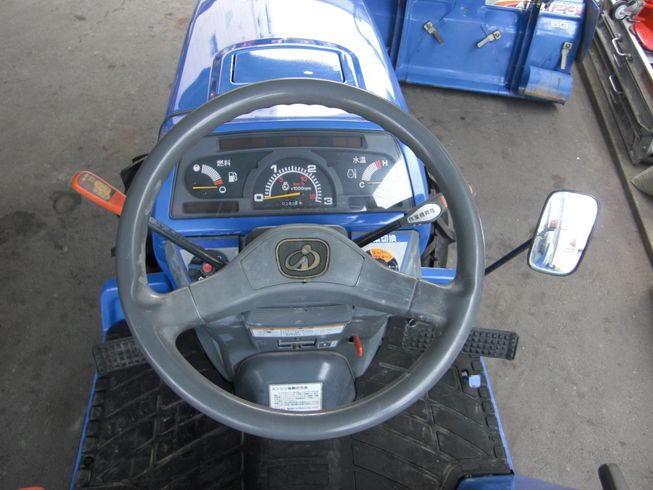 トラクター TM18-KXZA3V　フル装備 写真２