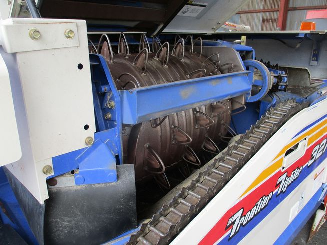 コンバイン HF327G-ZATDW 写真９