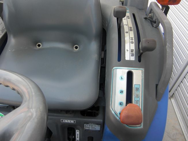 トラクター TH20-07BA5MVB　オプション付　お手頃価格 写真４