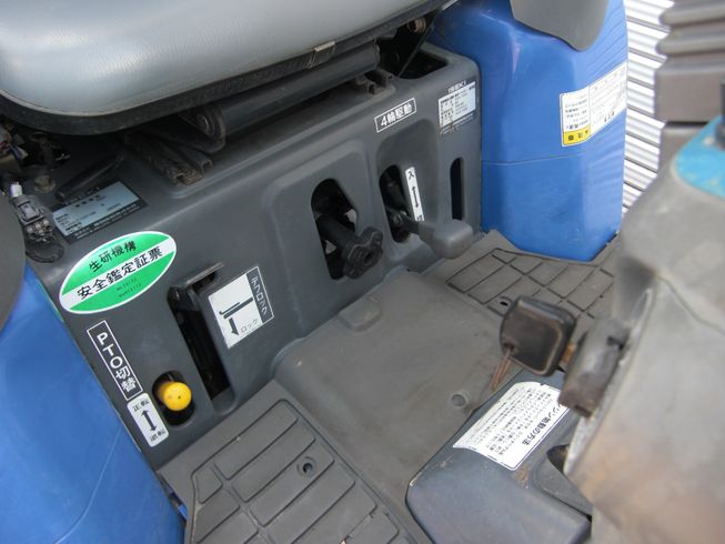 トラクター TH20-07BA5MVB　オプション付　お手頃価格 写真５