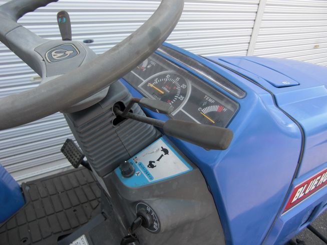 トラクター TH20-07BA5MVB　オプション付　お手頃価格 写真６