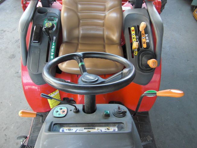 トラクター EF118-VUS4   　サンバイザー付　お買い得 写真２