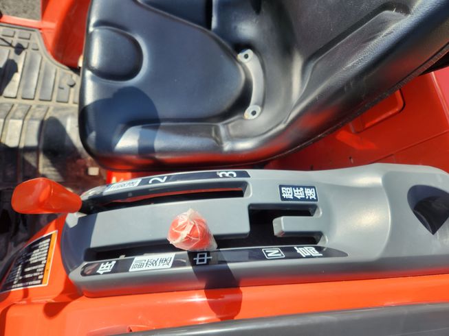 トラクター FT240BMAJ 写真５