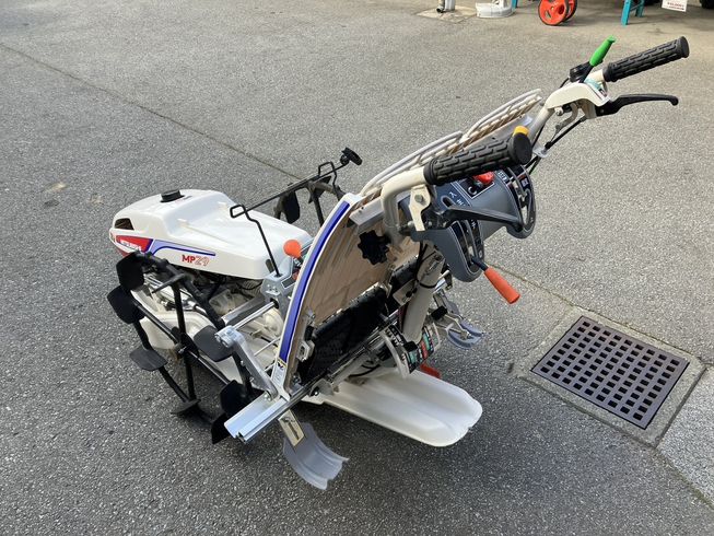 田植機 MP29FDM 写真３