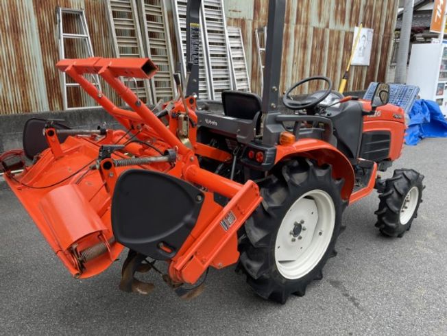 トラクター KB16MA 写真３