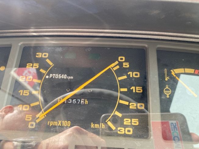 トラクター TG37-GPCY + RAT180純正ロータリー 写真４