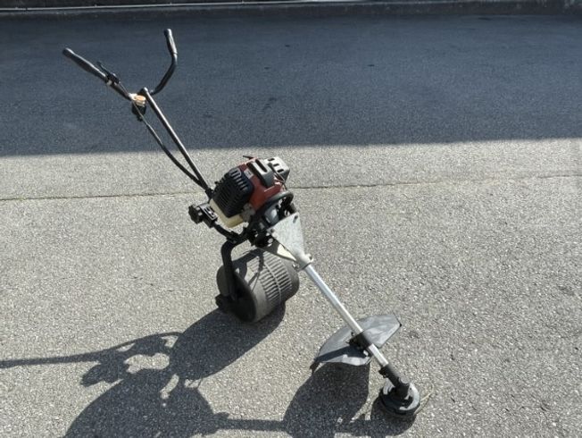 草刈機 AS-40K 写真２
