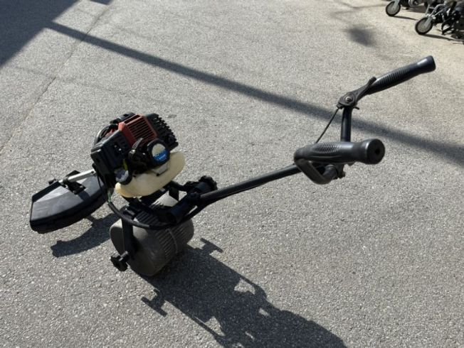 草刈機 AS-40K 写真４