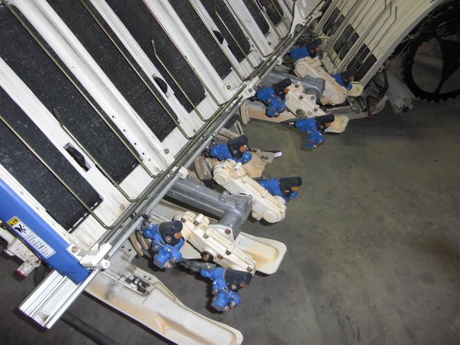 田植機 PQZ43-DULF　施肥機付お手頃価格 写真７