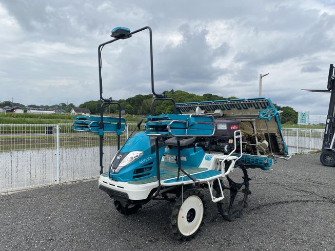 田植機 ZP67-T5F-GS 写真２