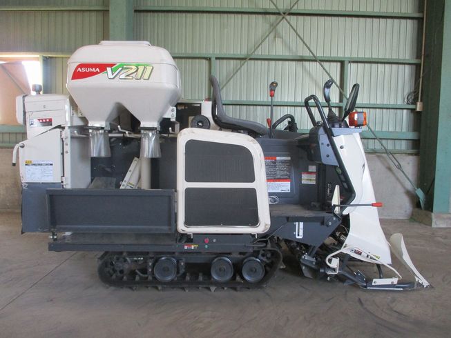 コンバイン V211 写真４