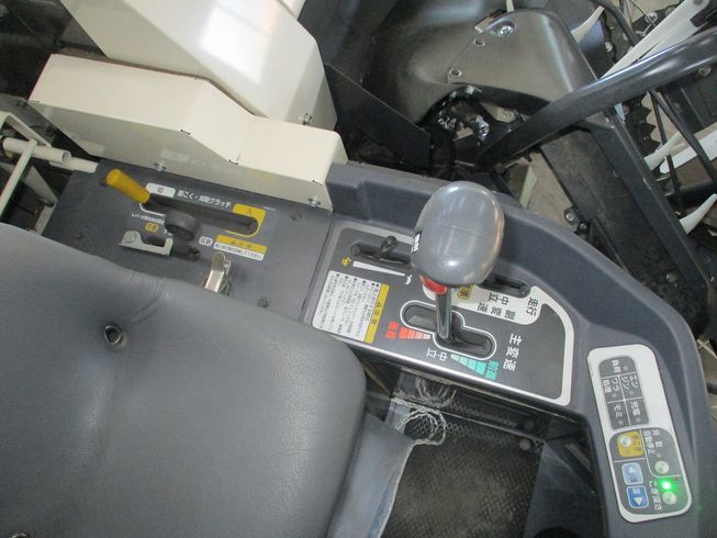 コンバイン V211 写真７