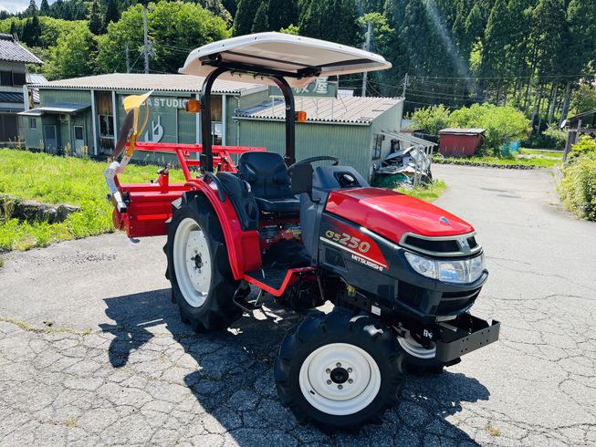 トラクター GS250 写真２