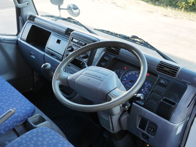 トラック KK-FE73EEN 写真５