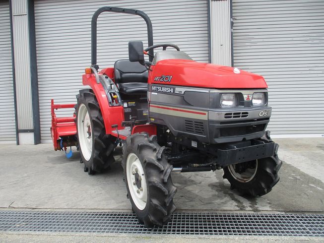 トラクター MT201 写真２