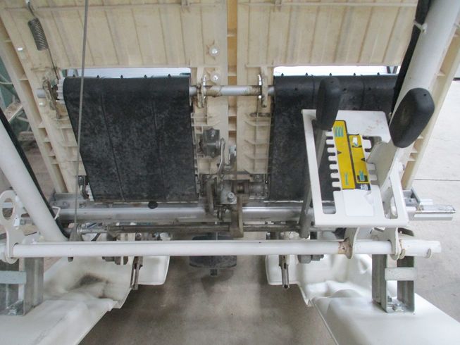 田植機 SPW28C 写真７