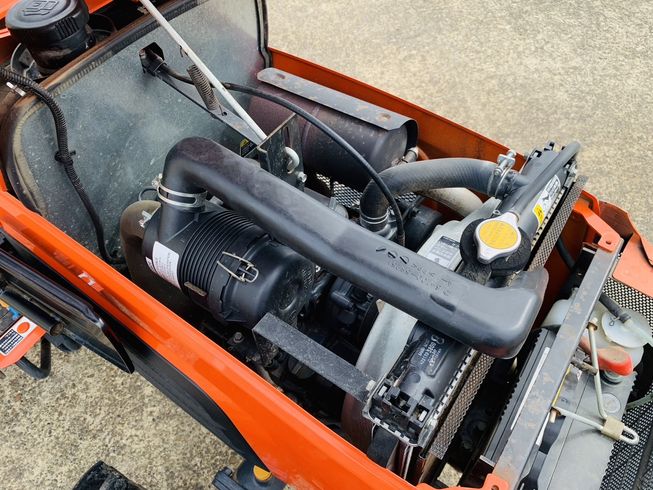 トラクター KB23X 写真５