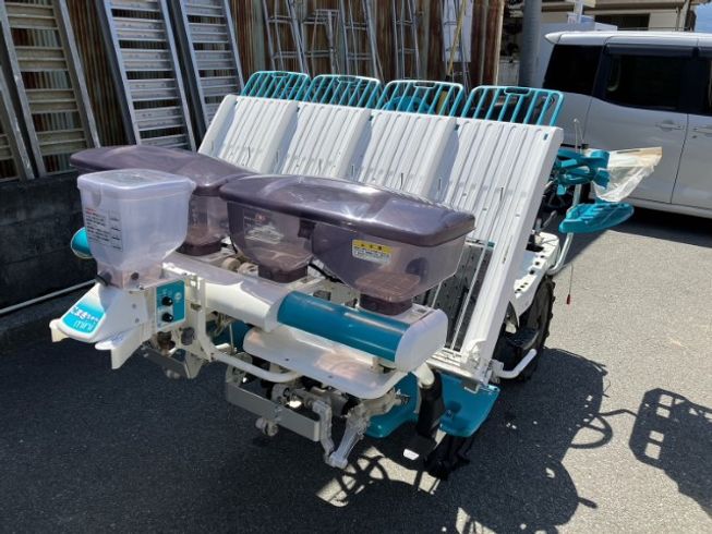 田植機 EP4-DF-CS 写真３