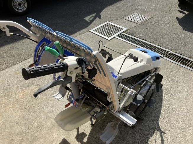 田植機 PC2D-70 写真４