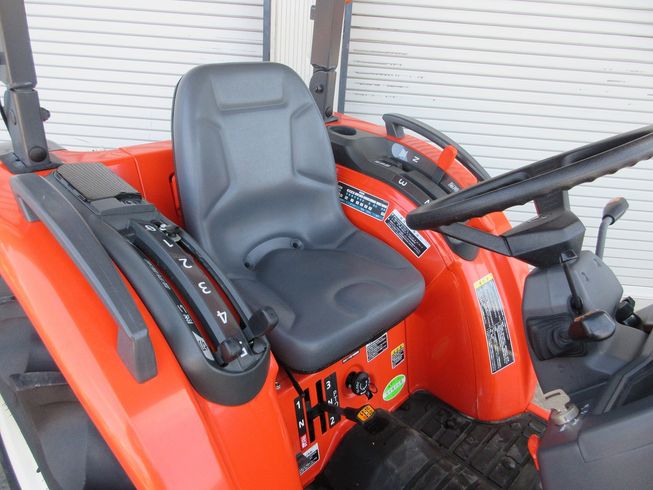 トラクター T245Ｄ 写真５