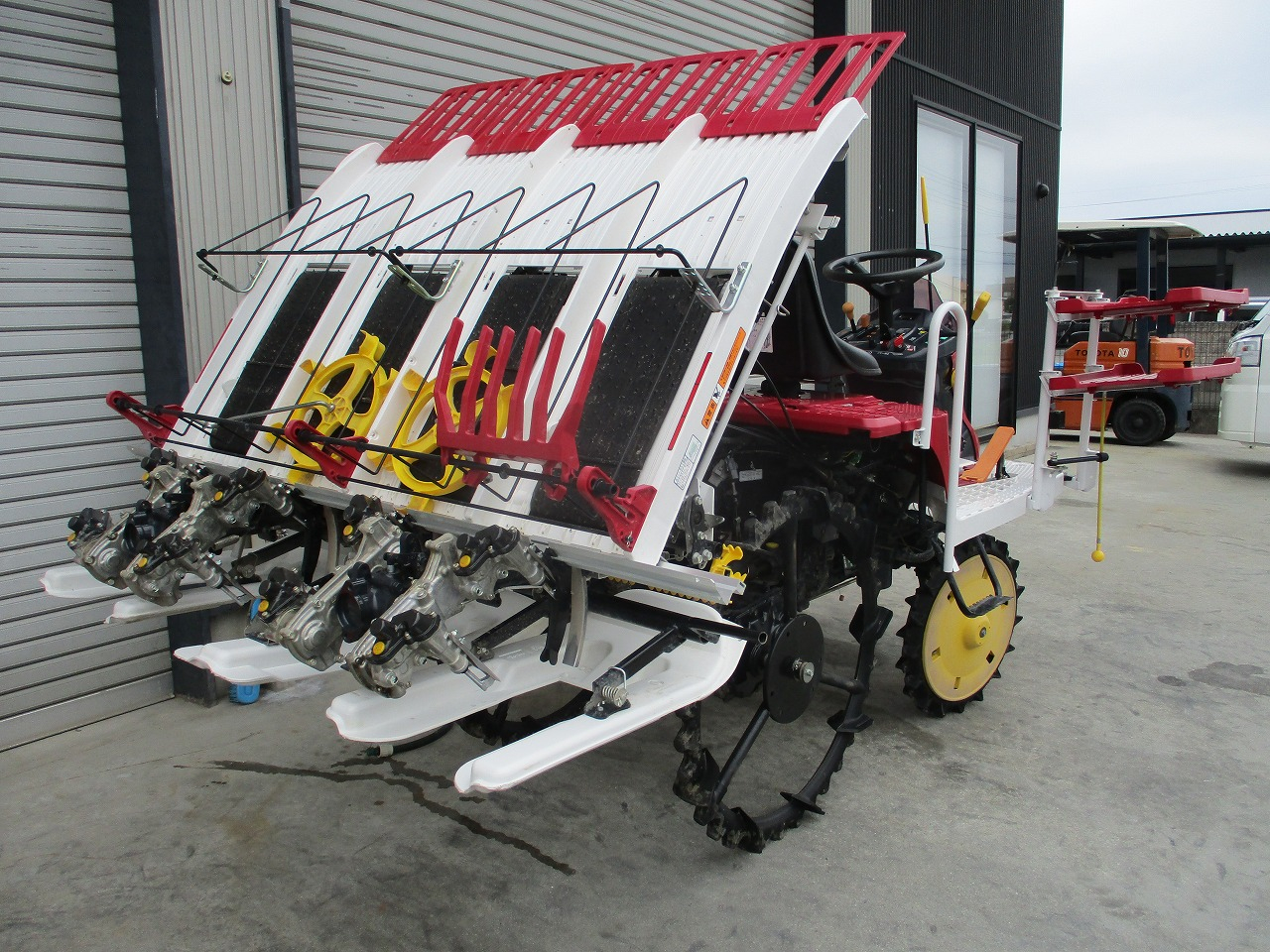 田植機 YR4J 写真７