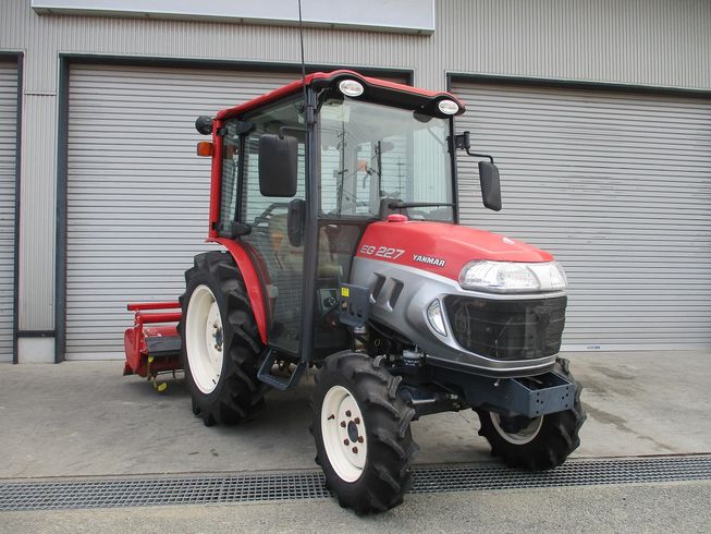 トラクター EG227 写真２