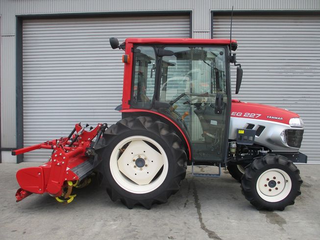 トラクター EG227 写真４