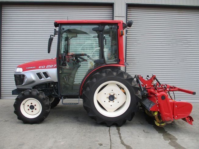 トラクター EG227 写真３