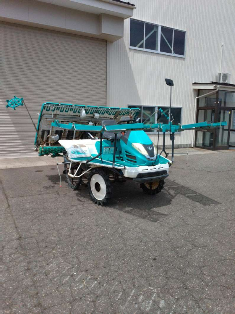 クボタ 田植機 写真