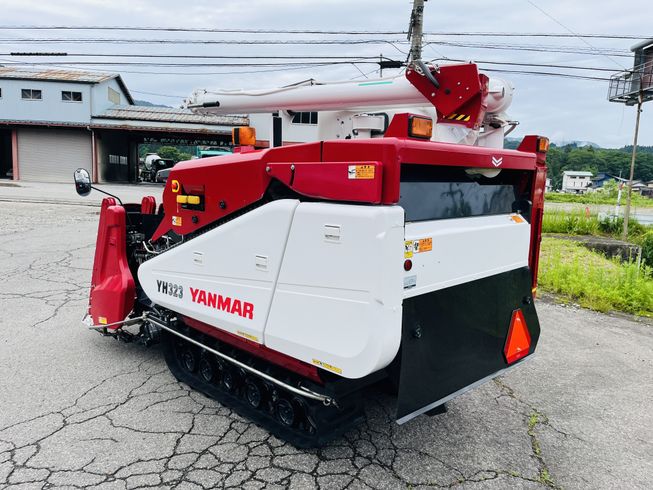 コンバイン YH323 写真４