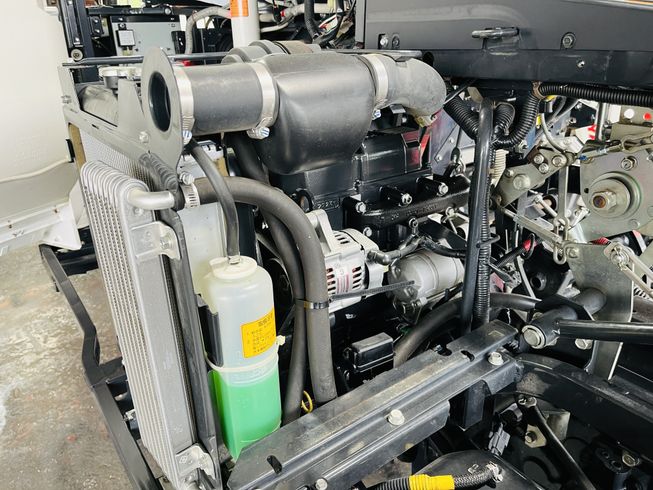 コンバイン YH323 写真12