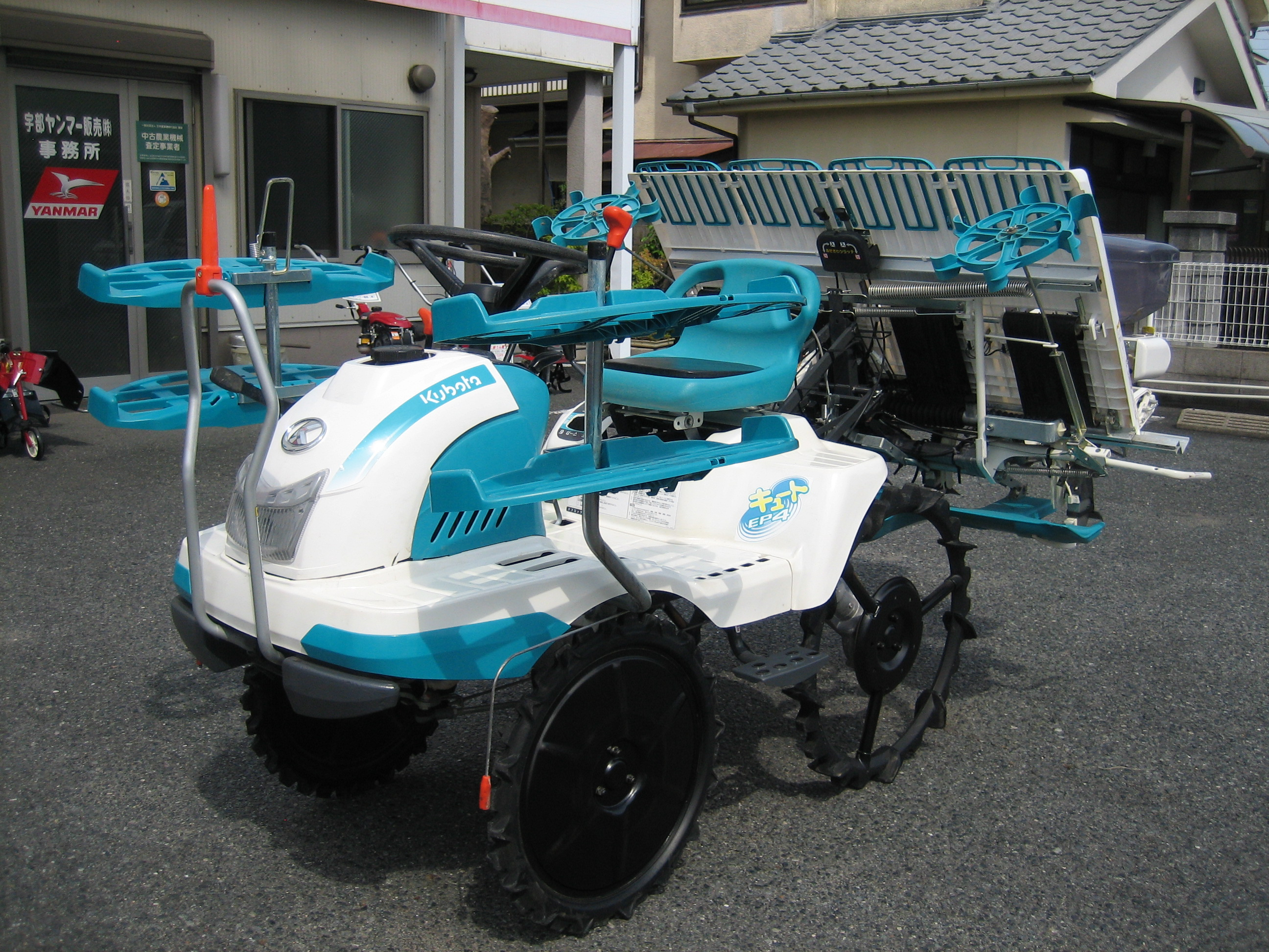 田植機 EP4D F-CS 写真２