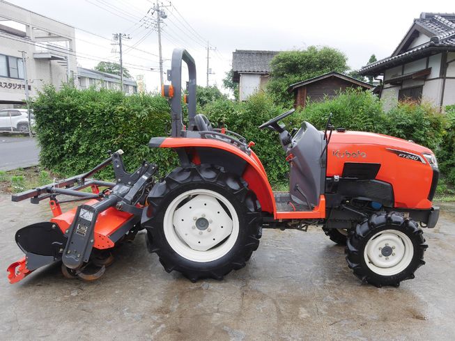 トラクター FT240 写真２