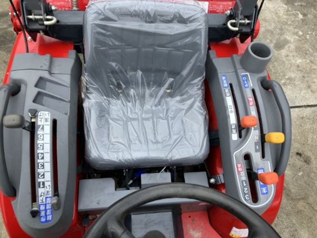 トラクター GE130-SSB 写真６