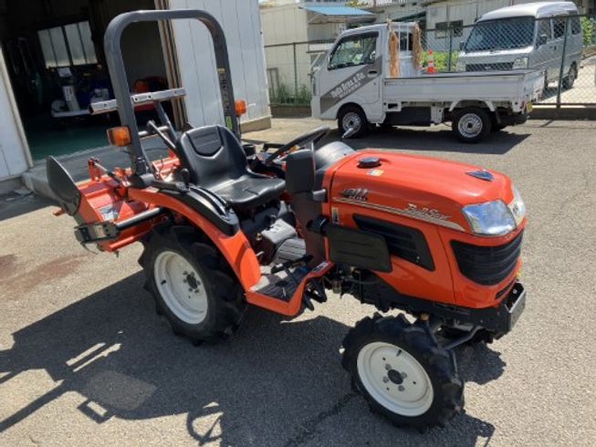 トラクター JB11XA 写真２