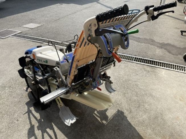 田植機 PC2S-70 写真３