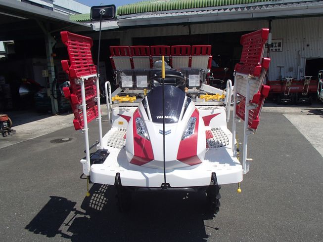 田植機 YR5D-XU-ZF 写真２