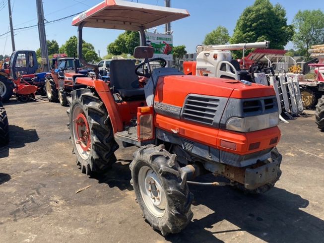 トラクター GL260D 写真２