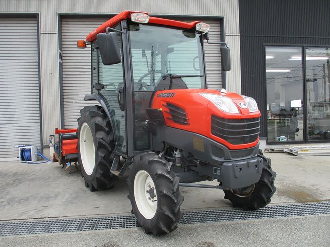 トラクター T265DF 写真２