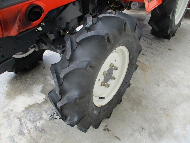 トラクター B92 写真９