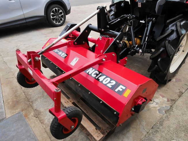 草刈機 FNC1402 写真３