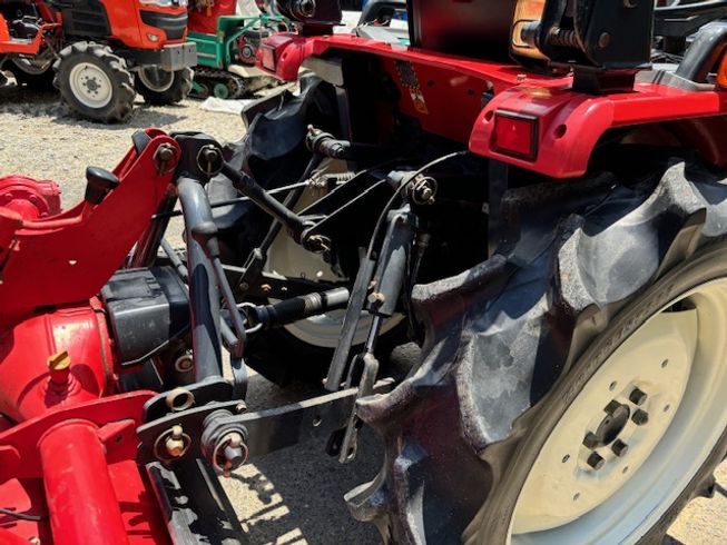 トラクター F210 写真５