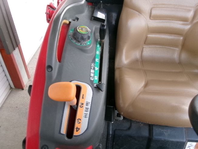 トラクター EG220 写真３