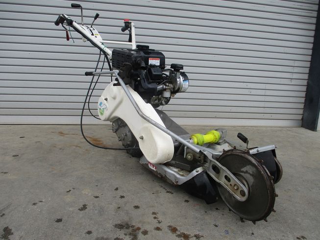 畦草刈機 WM626 写真２