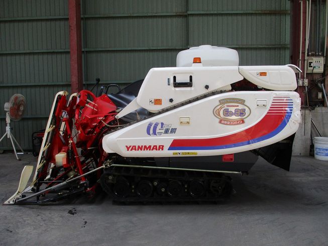 コンバイン Ee-35 写真４