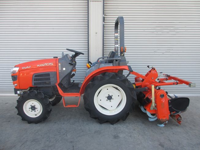 トラクター KB205 写真３
